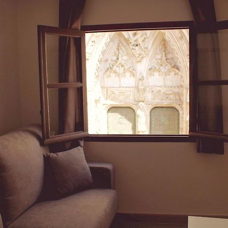 トレドPuerta De La Catedralアパートメント エクステリア 写真